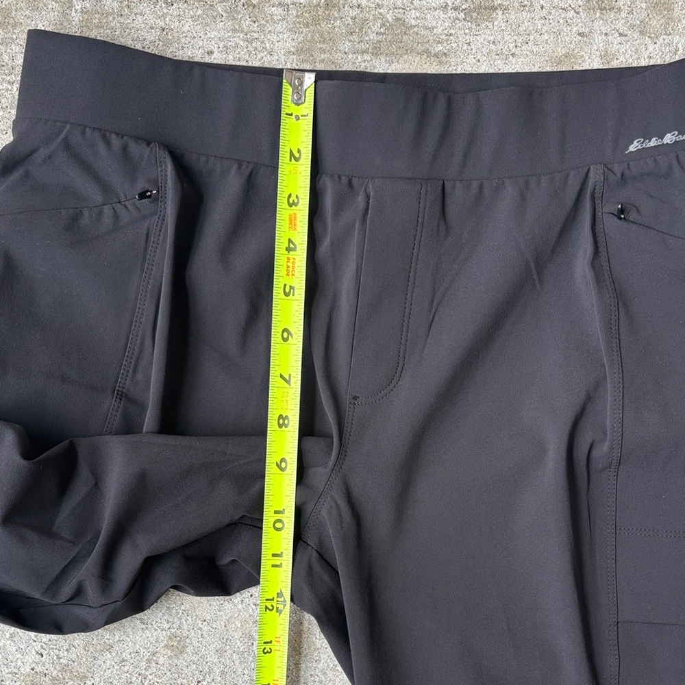 Eddie Bauer Women's Black Incline Utility Joggers - Picture 7 of 12